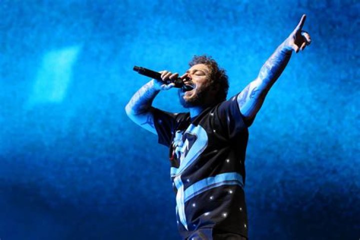 
Post Malone Hurts Ankle After Falling On-Stage During Atlanta Concert 